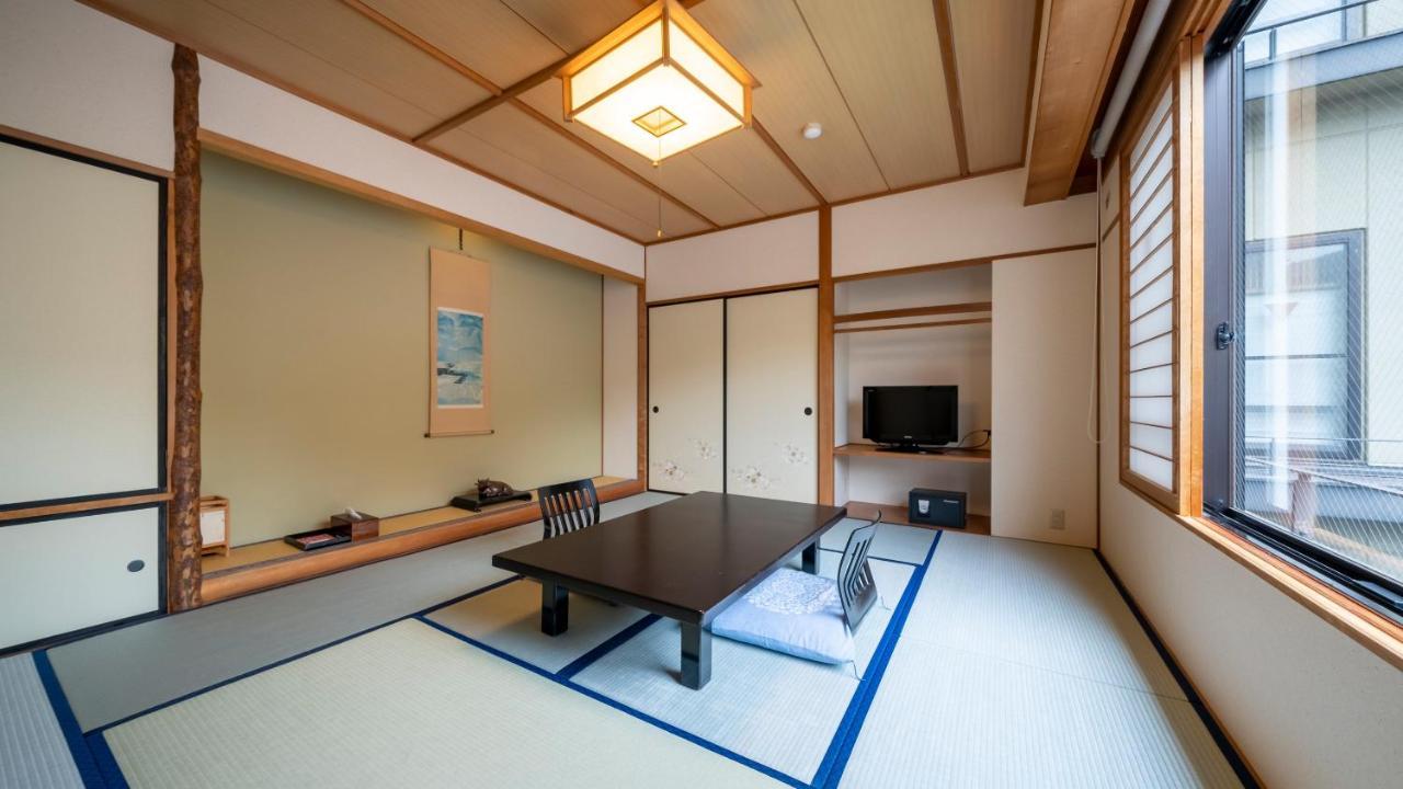 Nakamatsuya Ryokan Ueda Buitenkant foto